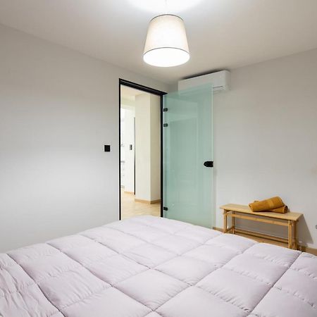 Bright 2Bdr Apartment Downtown Exarcheia! เอเธนส์ ภายนอก รูปภาพ