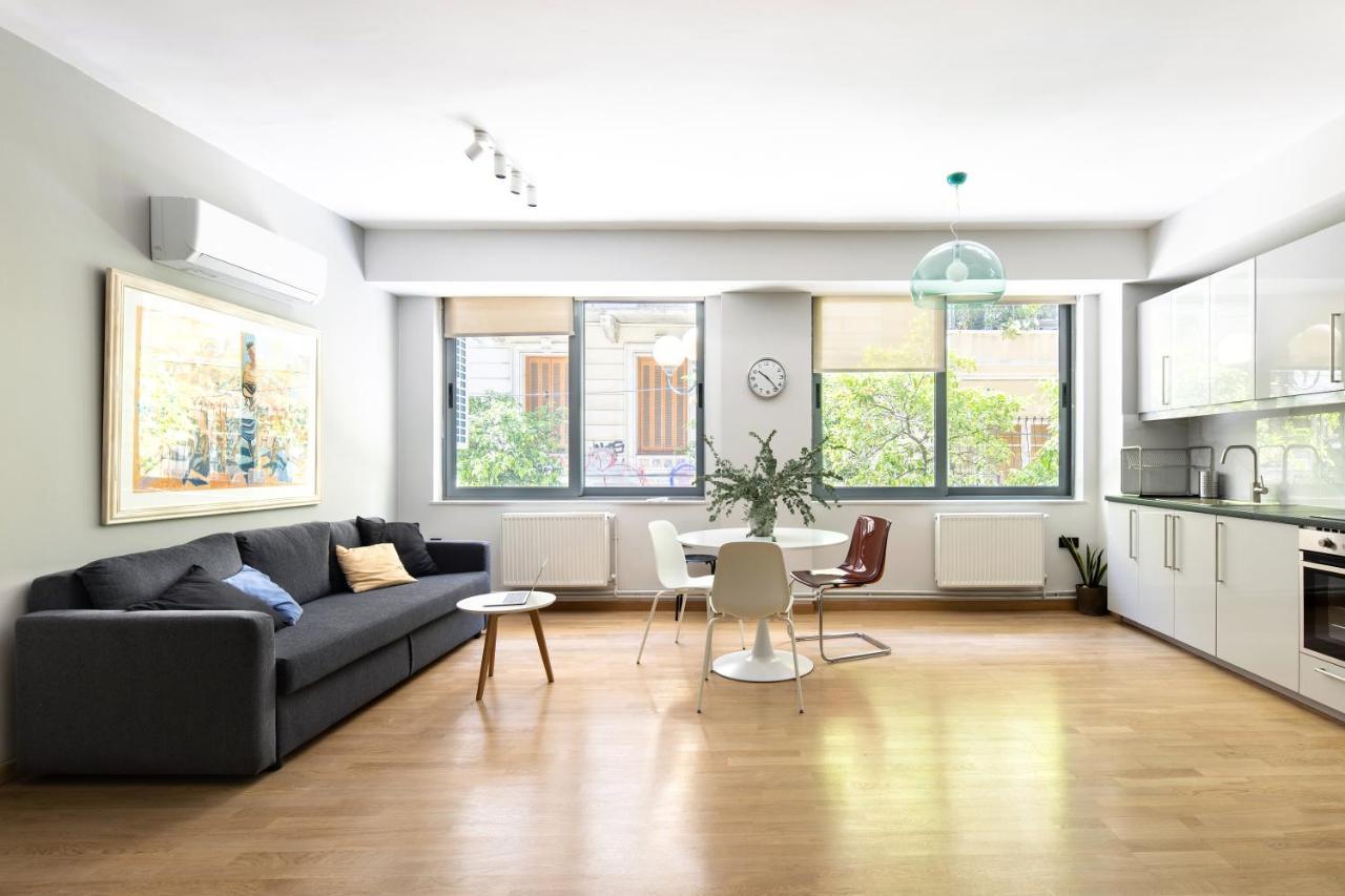Bright 2Bdr Apartment Downtown Exarcheia! เอเธนส์ ภายนอก รูปภาพ